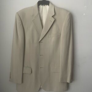 Joseph & Feiss Mens Beiger Blazer
100% Silk 3 Button Size 37 Reg